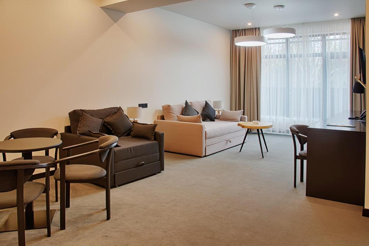 Sobi Hotel Vyshhorod Ngoại thất bức ảnh